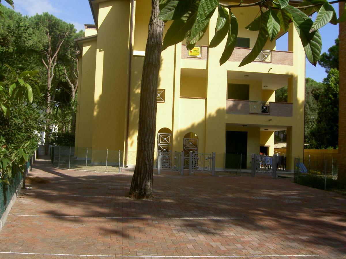 Le Terrazze Apartments Lido di Spina Exterior photo