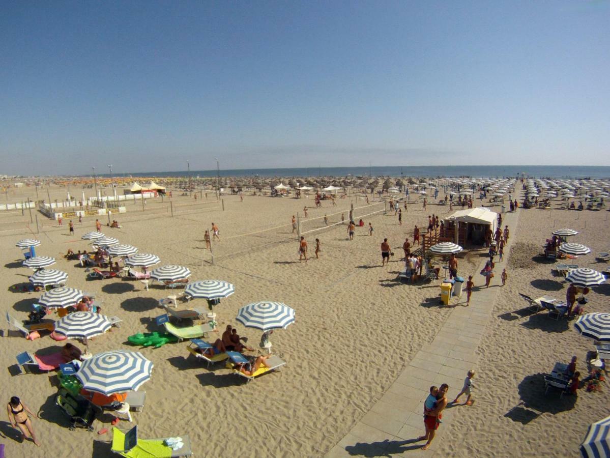 Le Terrazze Apartments Lido di Spina Exterior photo